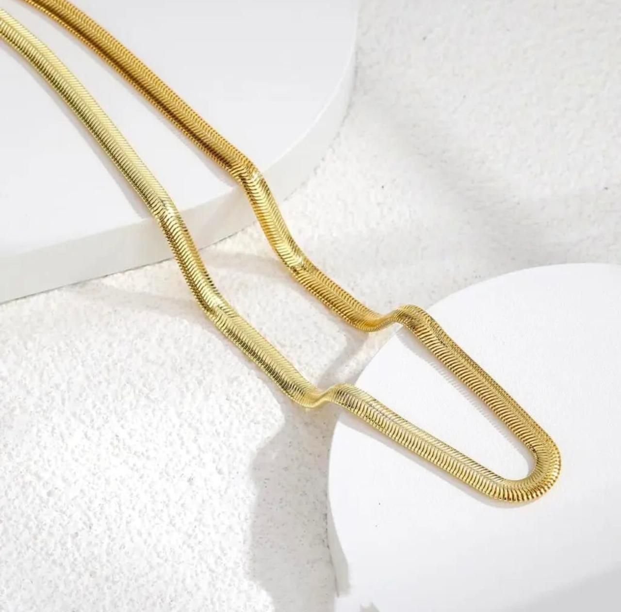 UNBROKEN  Men'sGolden Snake Chain
