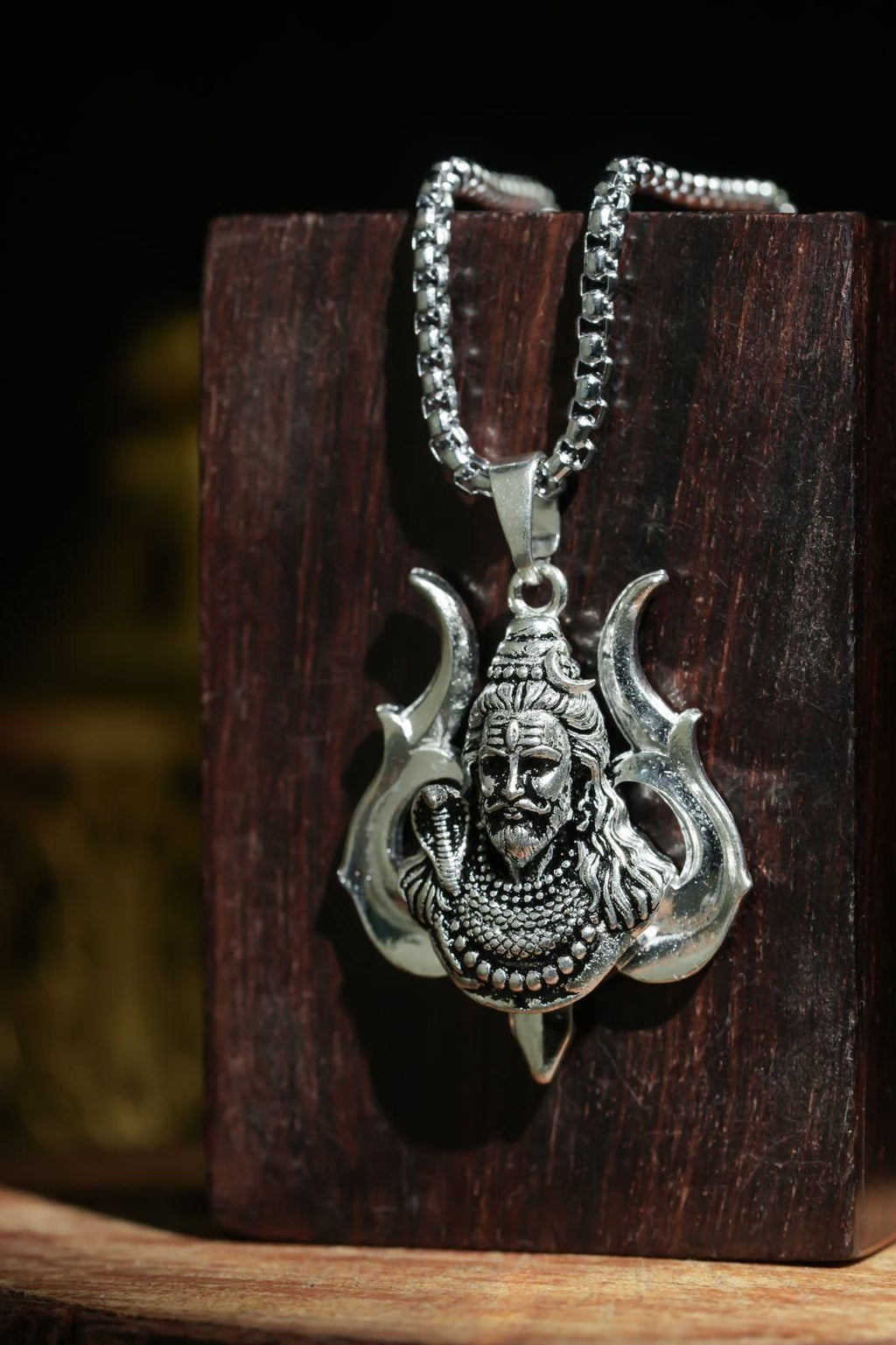 UNBROKEN Silver Chain with Hanuman Pendant