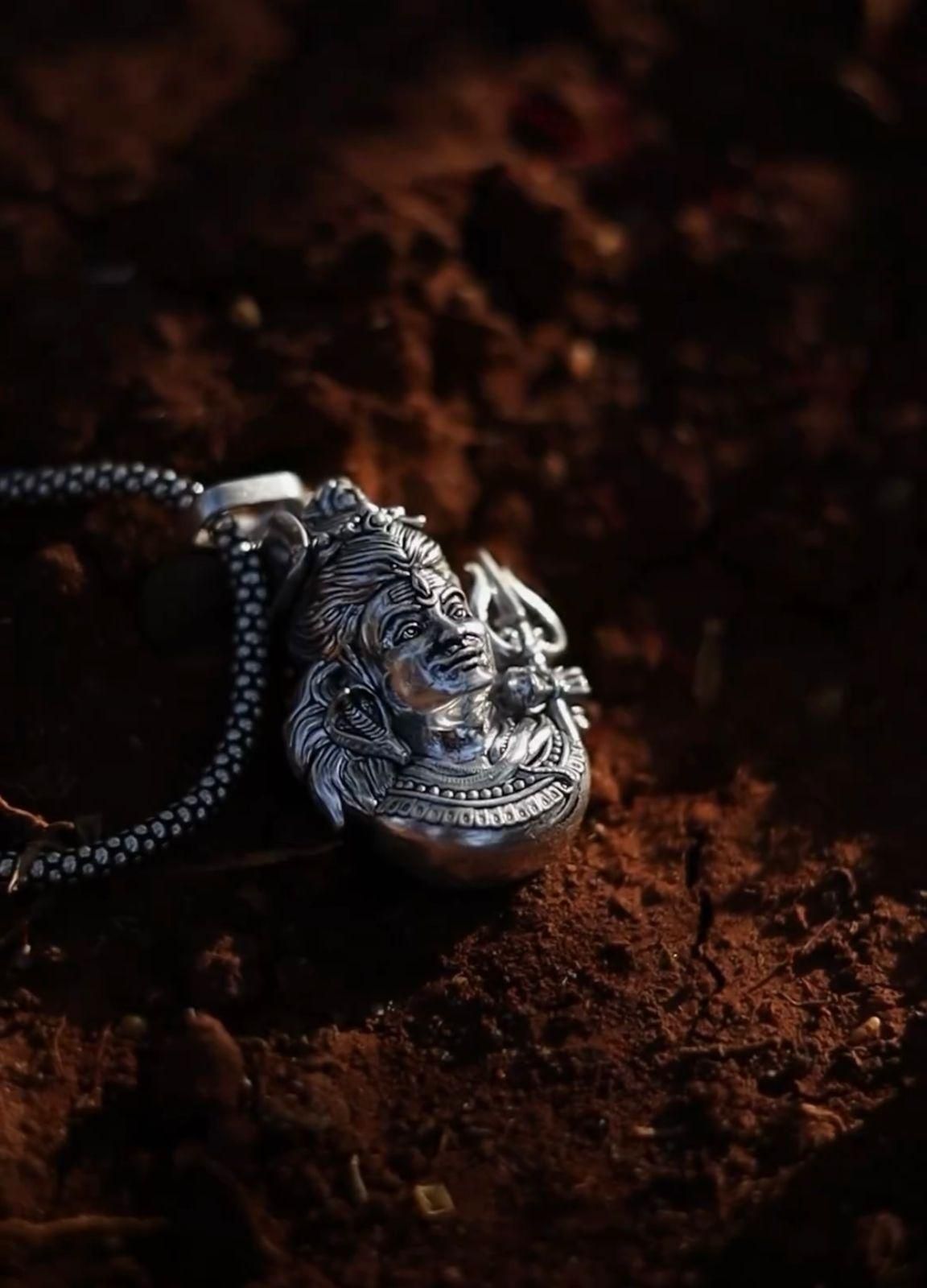 UNBROKEN Lord Mahadev Premium Pendant Chain