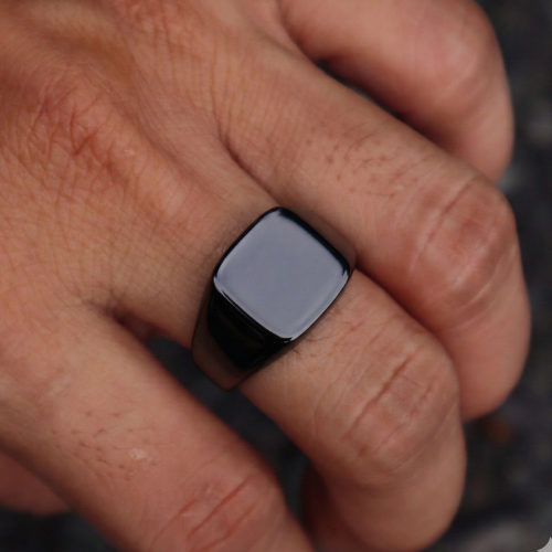 UNBROKEN BLACK SQUARE RING
